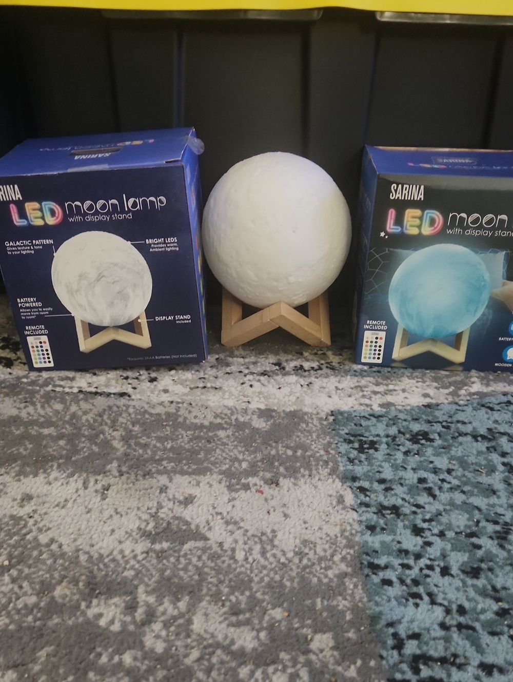 2 LED Moon Lamp in White with Wooden Stand And Remote Control